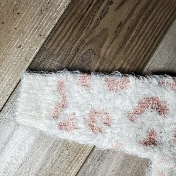 Jessica Simpson Pink and White Leopard Animal Print Fuzzy Sweater Size 18m NWOT - Picture 6 of 15